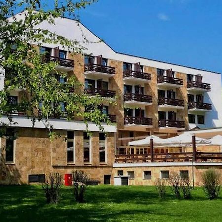 Hotel Park Иваница Экстерьер фото