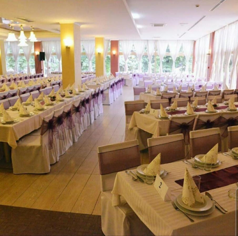 Hotel Park Иваница Экстерьер фото