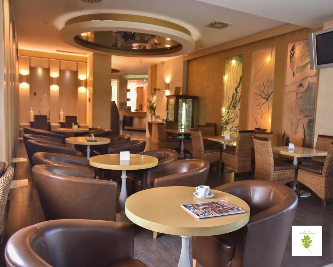 Hotel Park Иваница Экстерьер фото